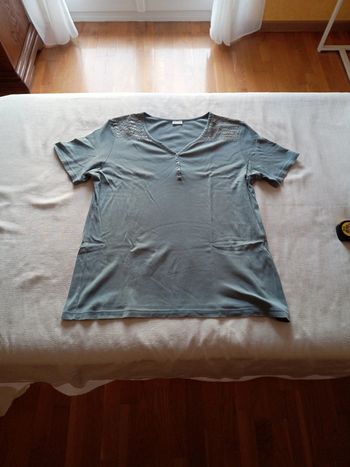 T-shirt turquoise Damart taille 46 48