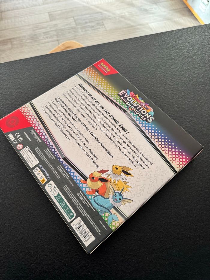 [NEUF] Coffret Poster Pokémon EV8.5 Évolutions Prismatiques - photo numéro 3