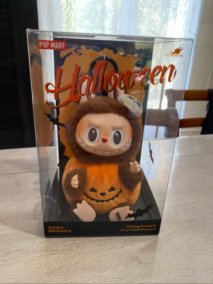 Labubu Halloween