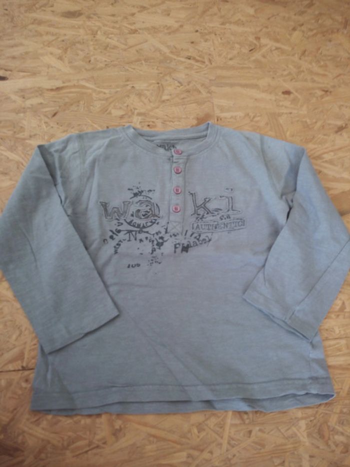 Tee shirt