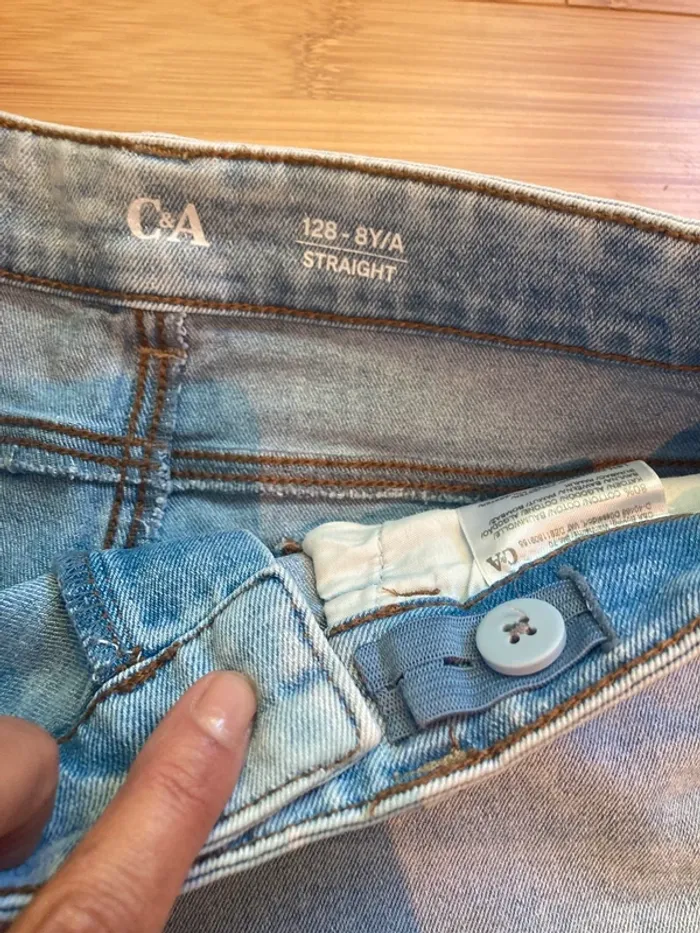 8 ans - pantalon matière jeans avec élastique de réglage à l’intérieur état impeccable - photo numéro 4