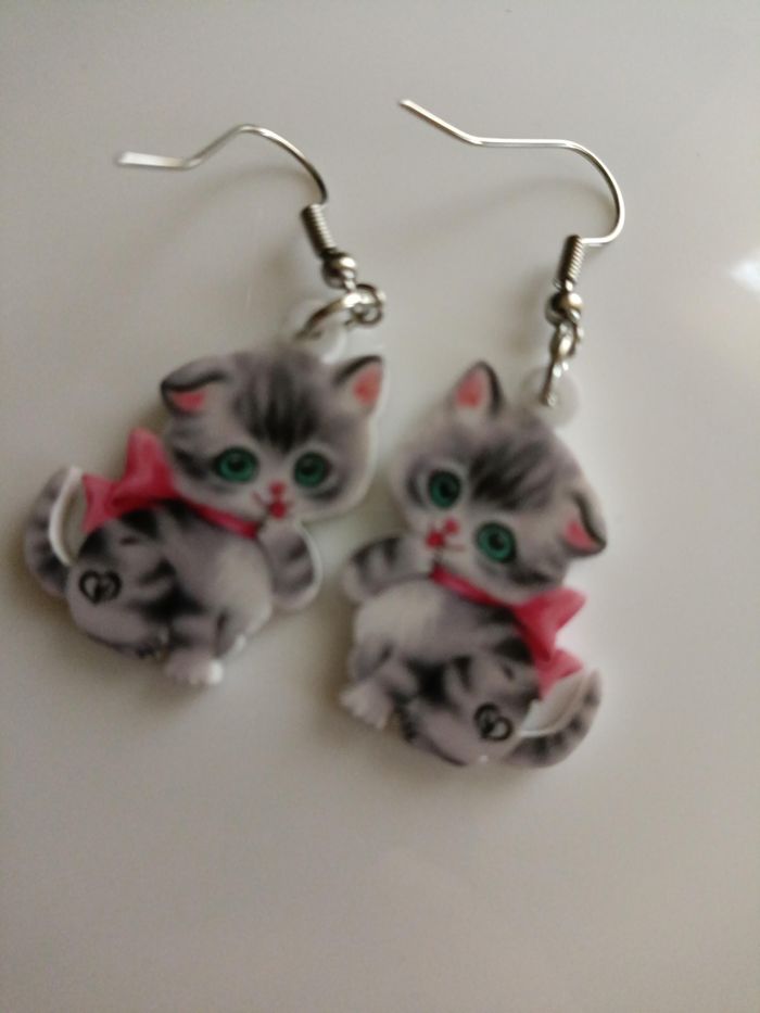 Boucles d’oreilles acrylique chaton Neuf mignon style kawaii