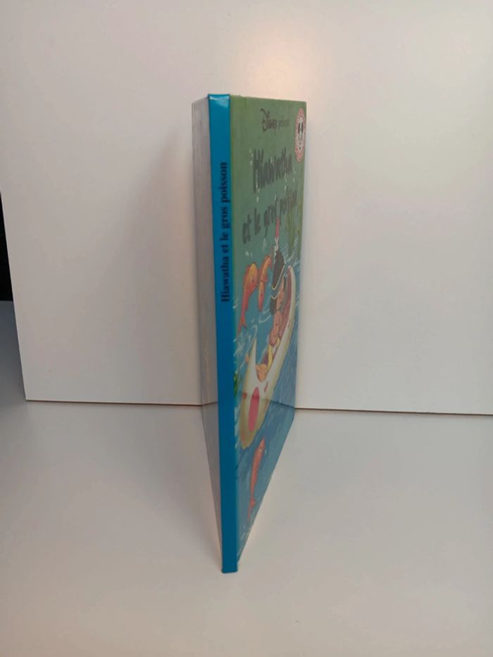 Livre Disney mickey club du livre Hiawatha et le gros poisson (1) - photo numéro 2