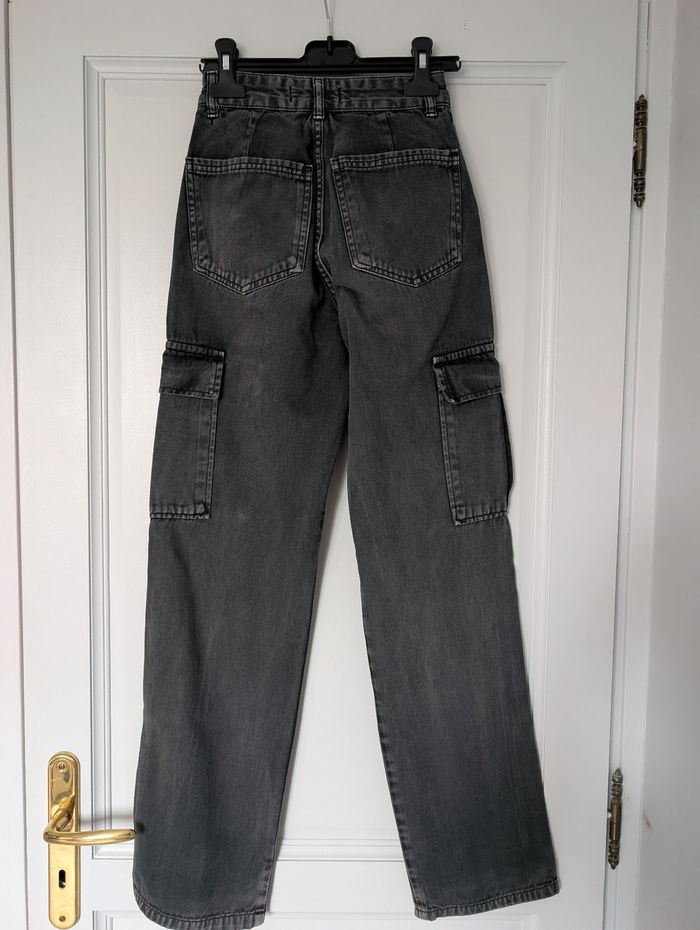 Cargo fille gris foncé Jennyfer taille 30 - photo numéro 2