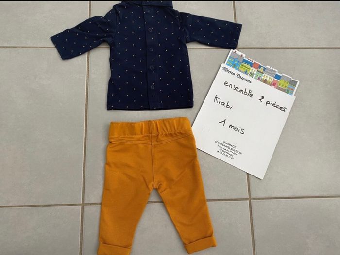 Ensemble fille 1 mois
