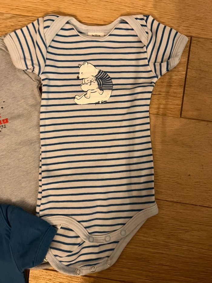 Lot de 5 bodies manche courte petit bateau 3 mois très bon état - photo numéro 9