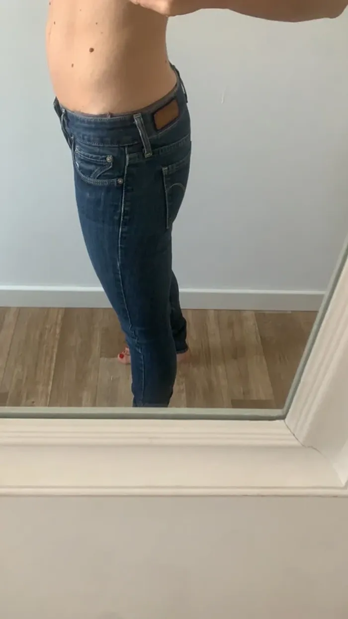Levis 24 par 32 slim - photo numéro 6