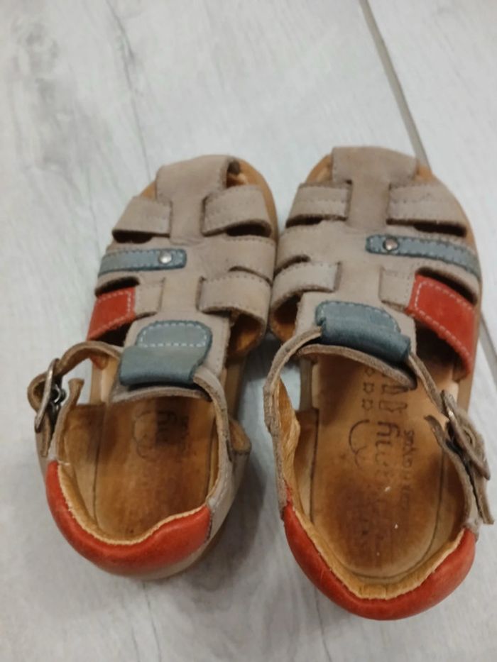 Nus pieds taille 25 - photo numéro 2