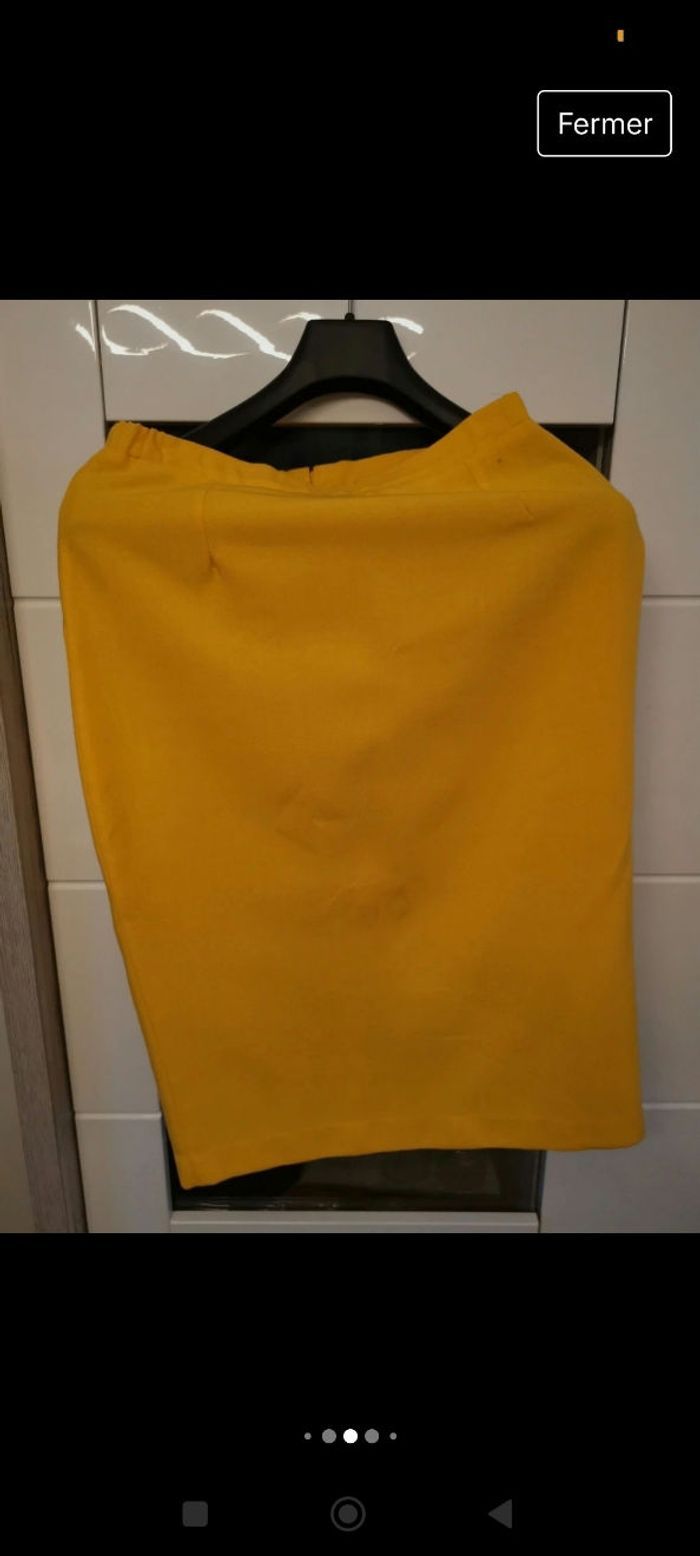 Ensemble veste et jupe jaune taille 42 - photo numéro 6