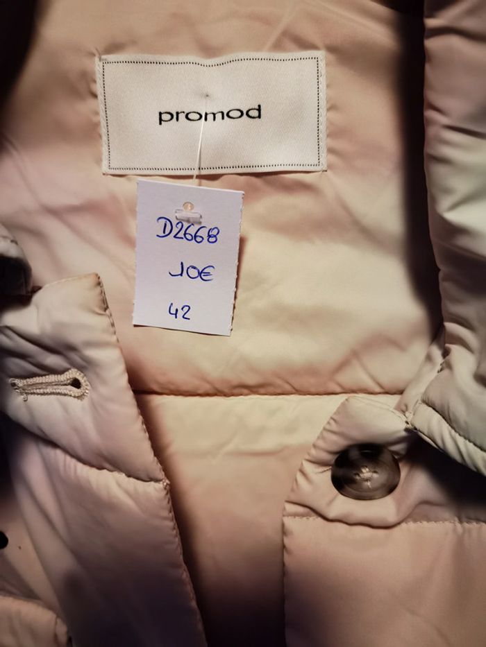 D2668 - doudoune taille 42 - photo numéro 3