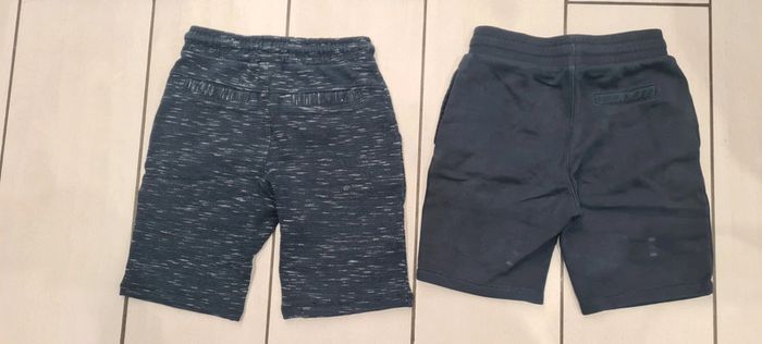 Lot 2 shorts 8 ans - photo numéro 2