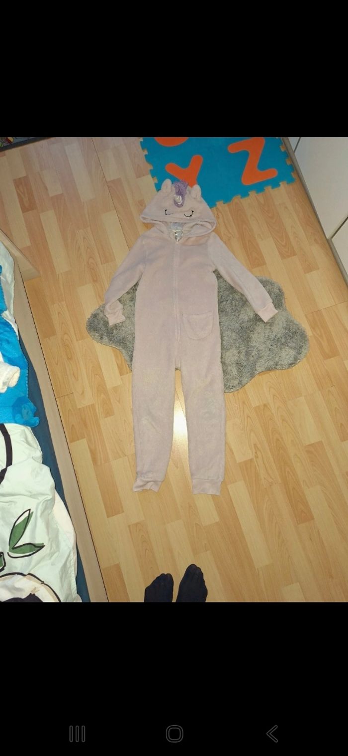 Combi pilou licorne 8 ans - photo numéro 4