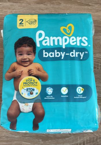 Couches Pampers