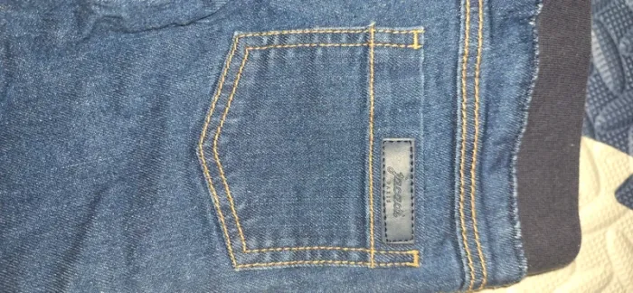 Jeans 6 mois - photo numéro 2