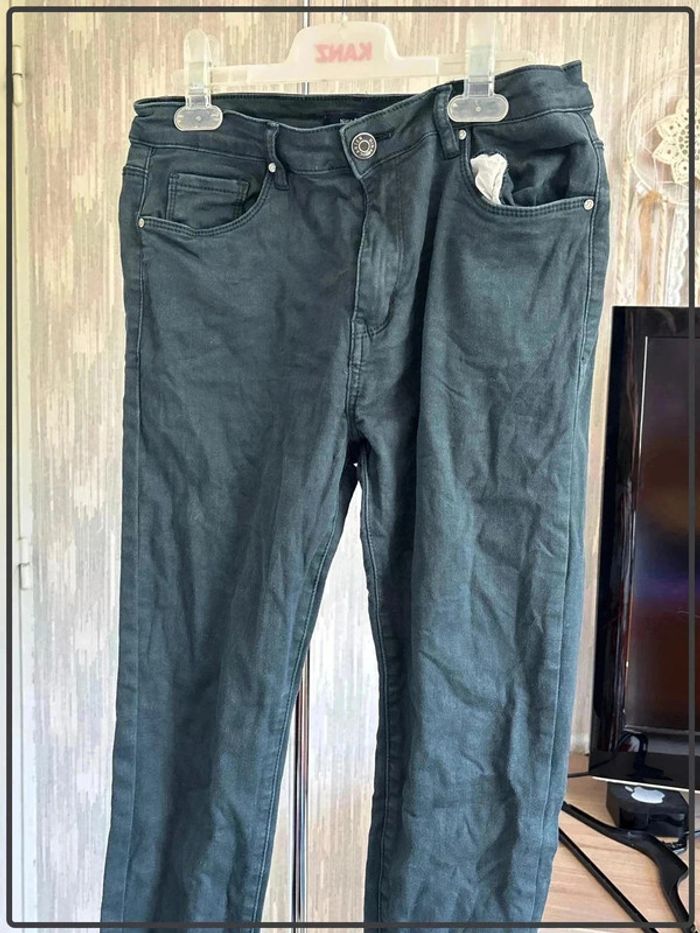 Jeans taille 42 marque Nina carter très bon état - photo numéro 2