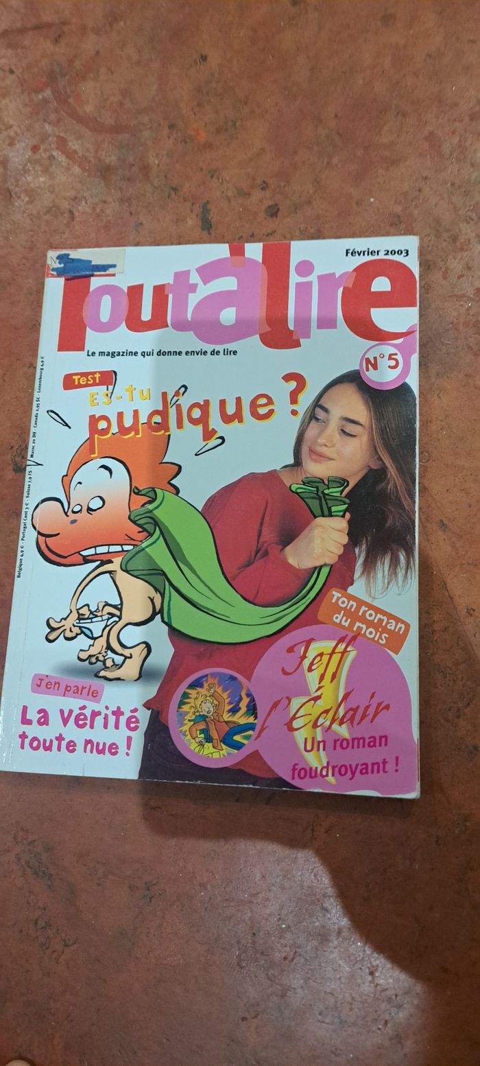 Livre tout à lire - photo numéro 1