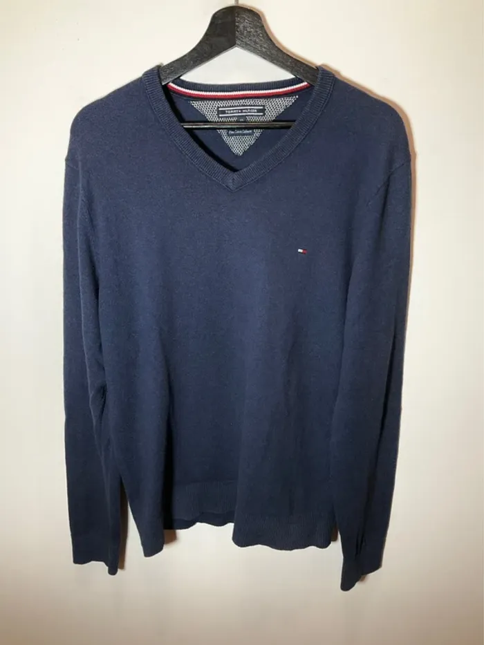 Pull col en V bleu marine pour homme Tommy Hilfiger taille M 471