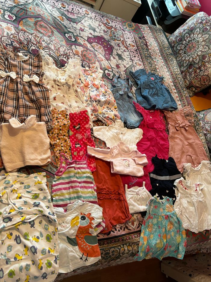 Lot de vêtements bébé fille 6 -9 mois - photo numéro 6