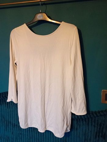 Tee shirt maille écru décolleté dos