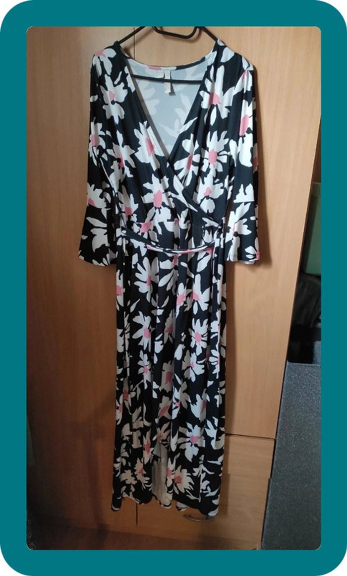 Robe longue fleurie - photo numéro 2