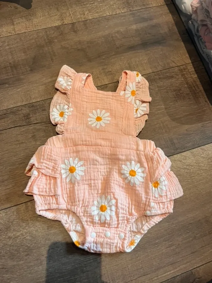 Barboteuse rose fleuris 1-3 mois