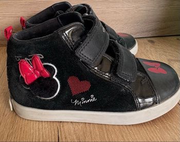 chaussures GEOX fille taille 24