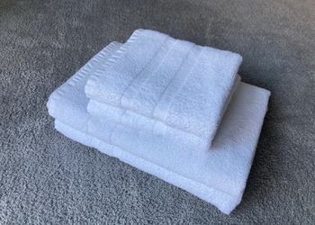 lot de 2 Grandes serviettes de toilette et 2 petites