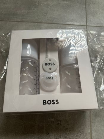 Pack biberon boss neuf