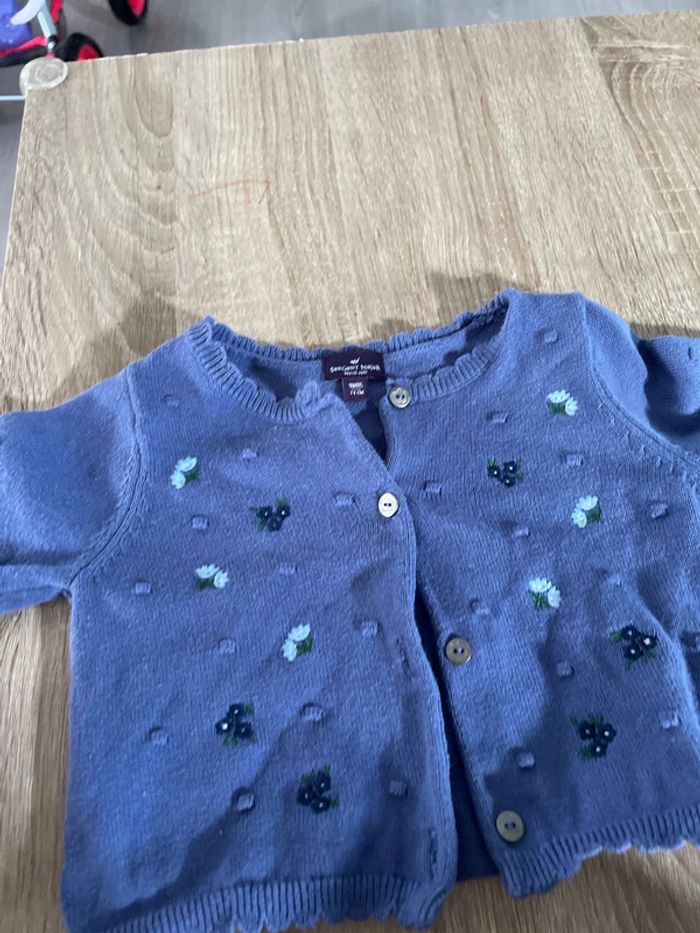 Joli gilet bébé