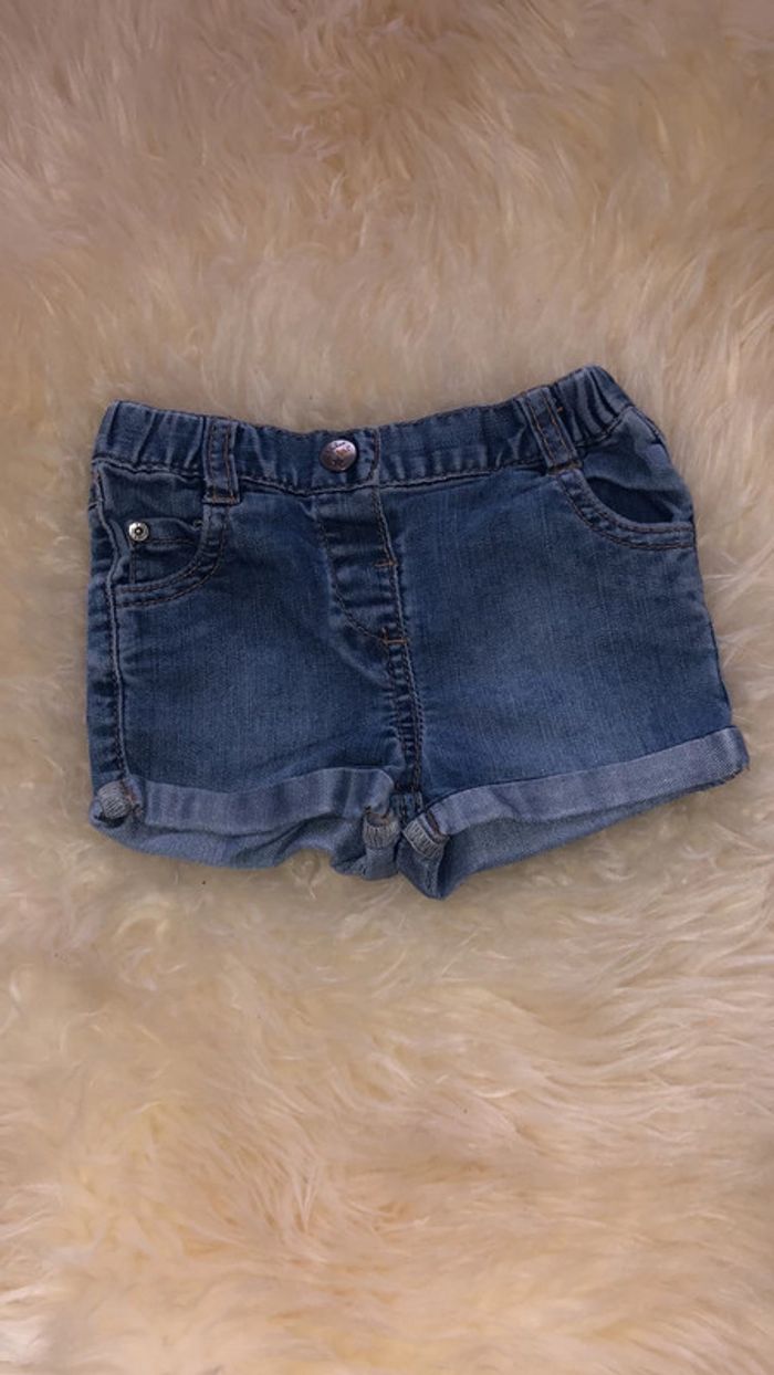 Shirt en jean bleu 6 mois