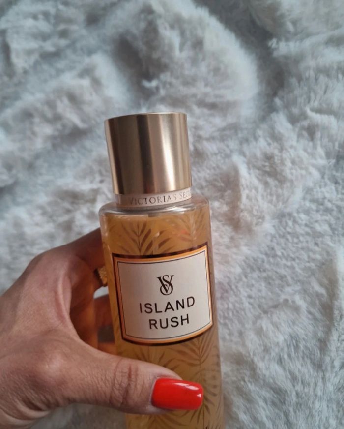 Brume parfumée Victoria Secret Island Rush - photo numéro 6