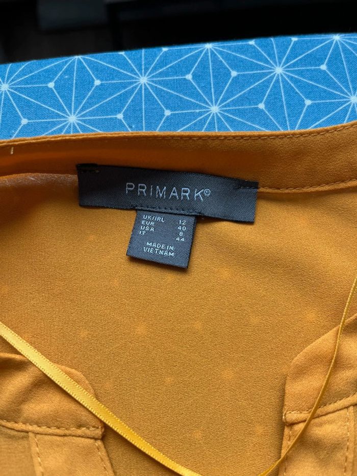 Haut femme Primark taille 40 couleur jaune moutarde très bon état - photo numéro 3
