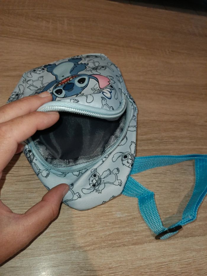 Sac à dos Stitch neuf - photo numéro 4