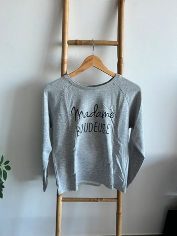 Sweat gris