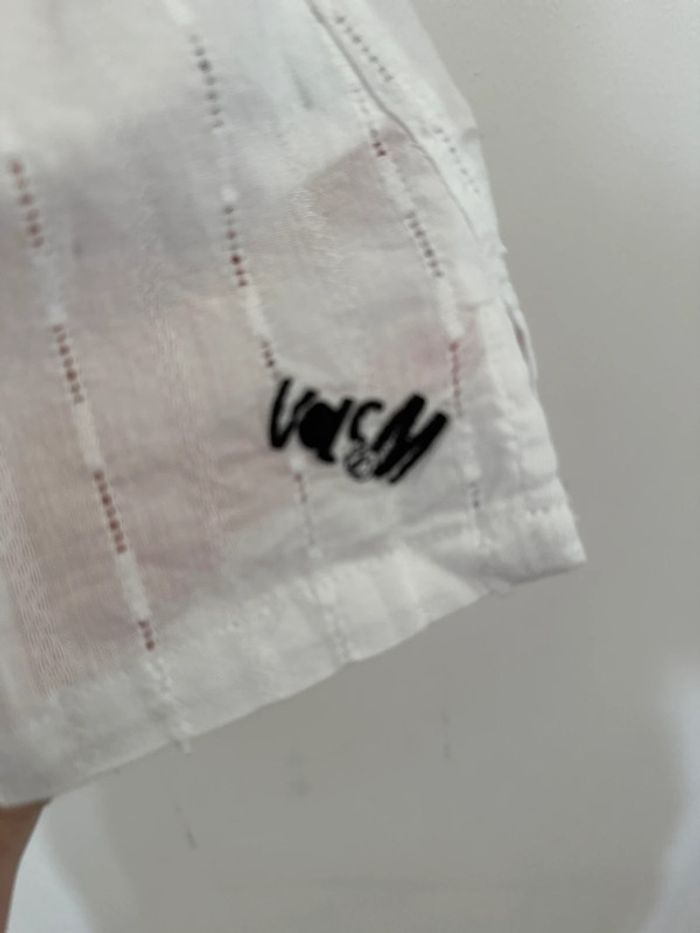 Top volcom blanc ajouré - photo numéro 3