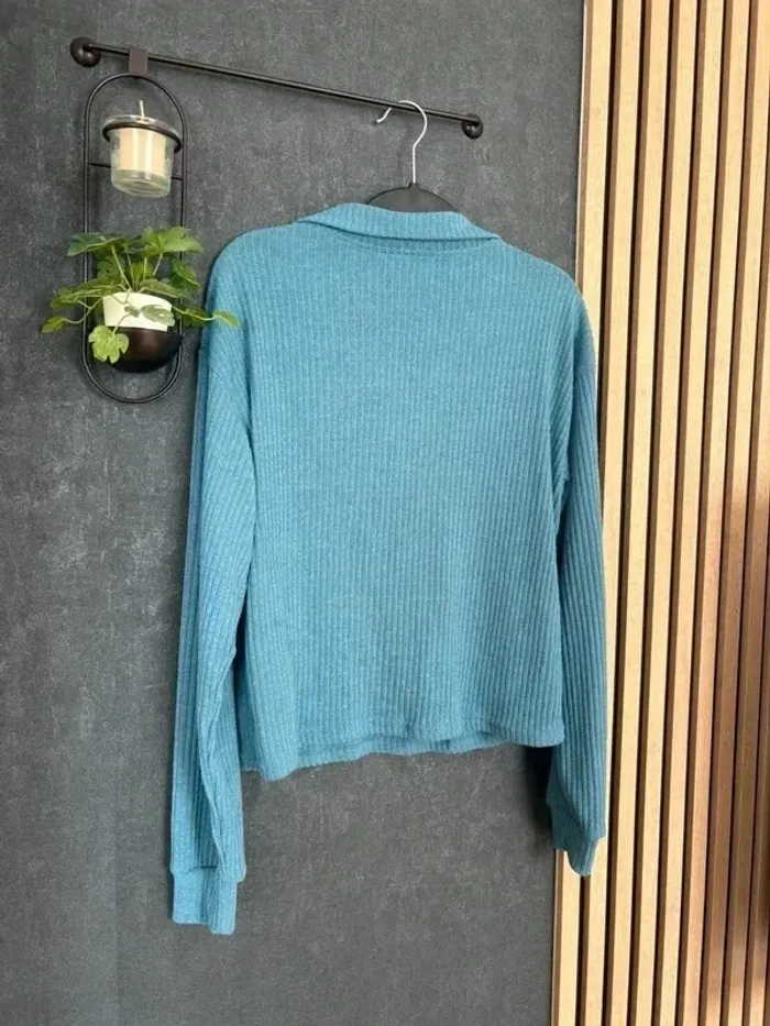 Pull léger côtelé bleu manches longues Taille M neuf - photo numéro 2