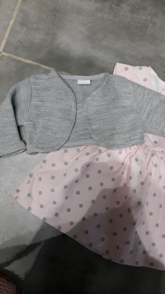 Ensemble robe et gilet taille 3 mois neuf - photo numéro 3