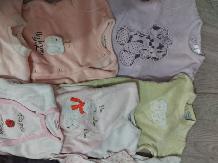 Lot vêtements fille 3 mois Hiver - photo numéro 2