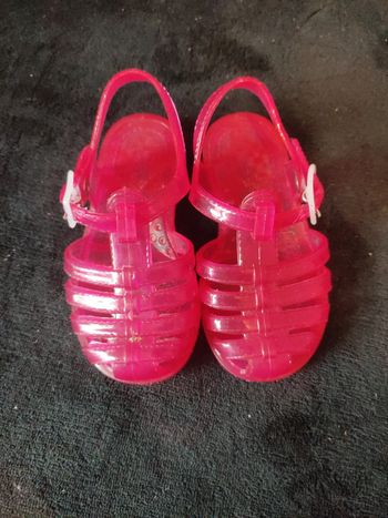 Chaussures aquatiques type méduses