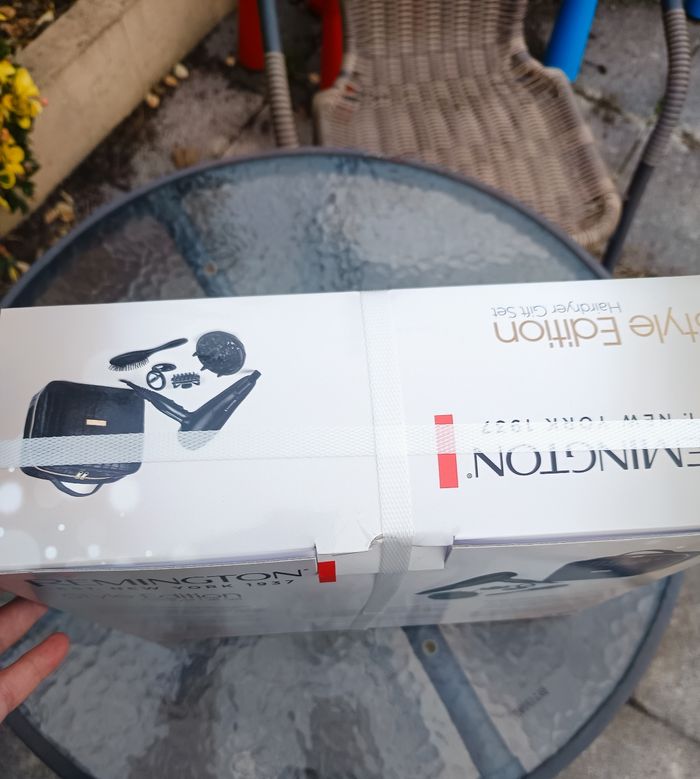 Sèche cheveux neuf de la marque Remington - photo numéro 2