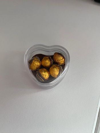 Boîte chocolats miniature pour maison de poupée