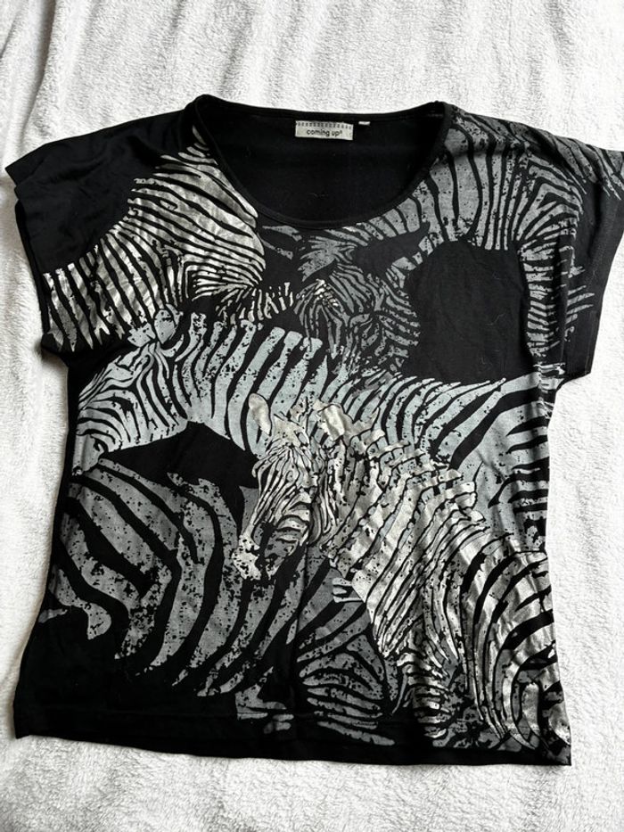 T-shirt noir - photo numéro 2