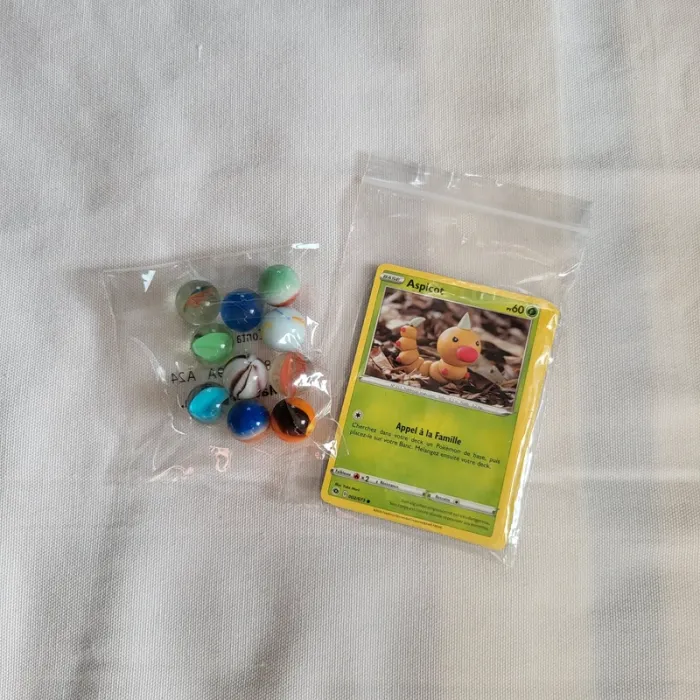Grenouillère 6 Mois + Cartes Pokémon + Billes - photo numéro 7