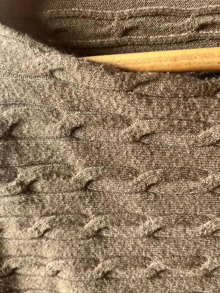 Pull marron beige #43 - photo numéro 2