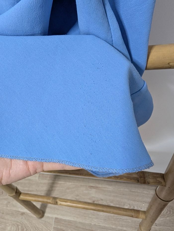 🌸 Femme 🌸 💙 Top bleu à bretelles nouées – Taille unique 36/40 – Bon état - photo numéro 4