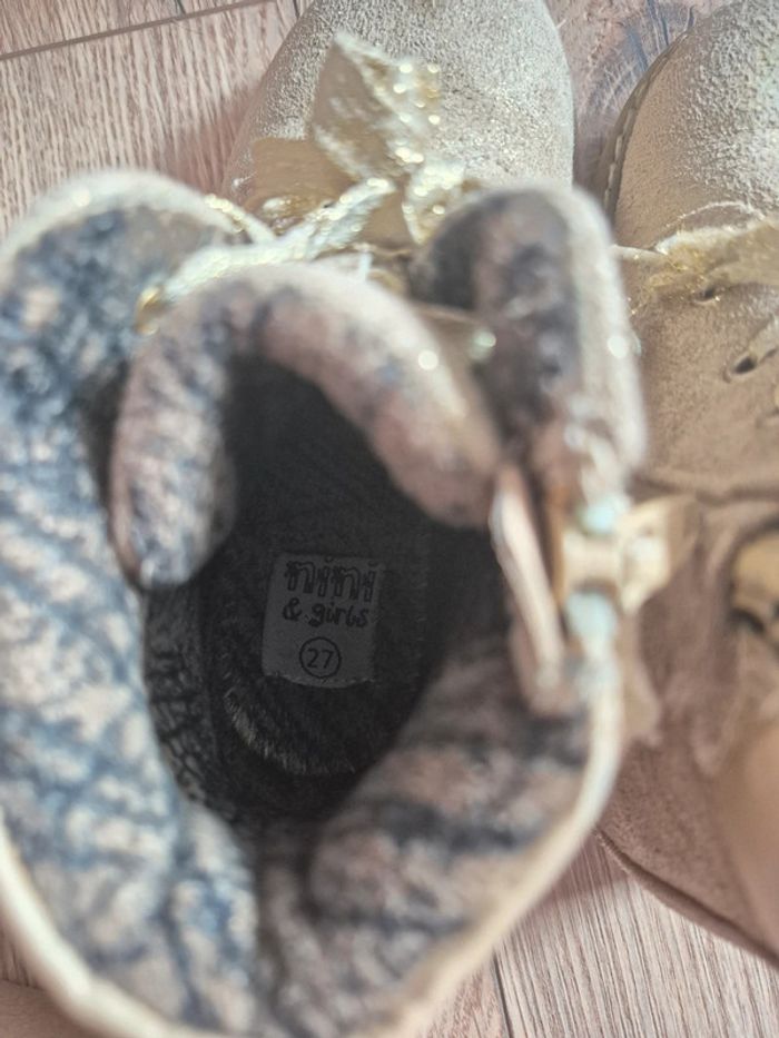 Chaussures montantes hiver dorées Nini & Girl Pointure 27 - photo numéro 8