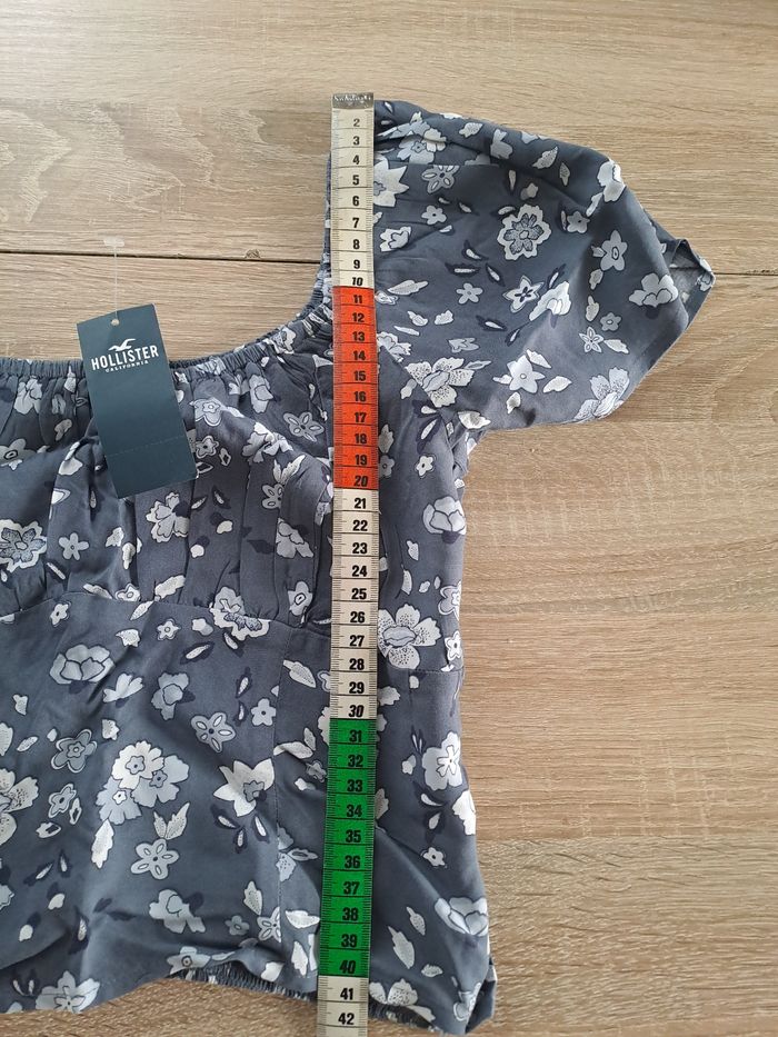 Joli Crop top hollister en taille M - photo numéro 5