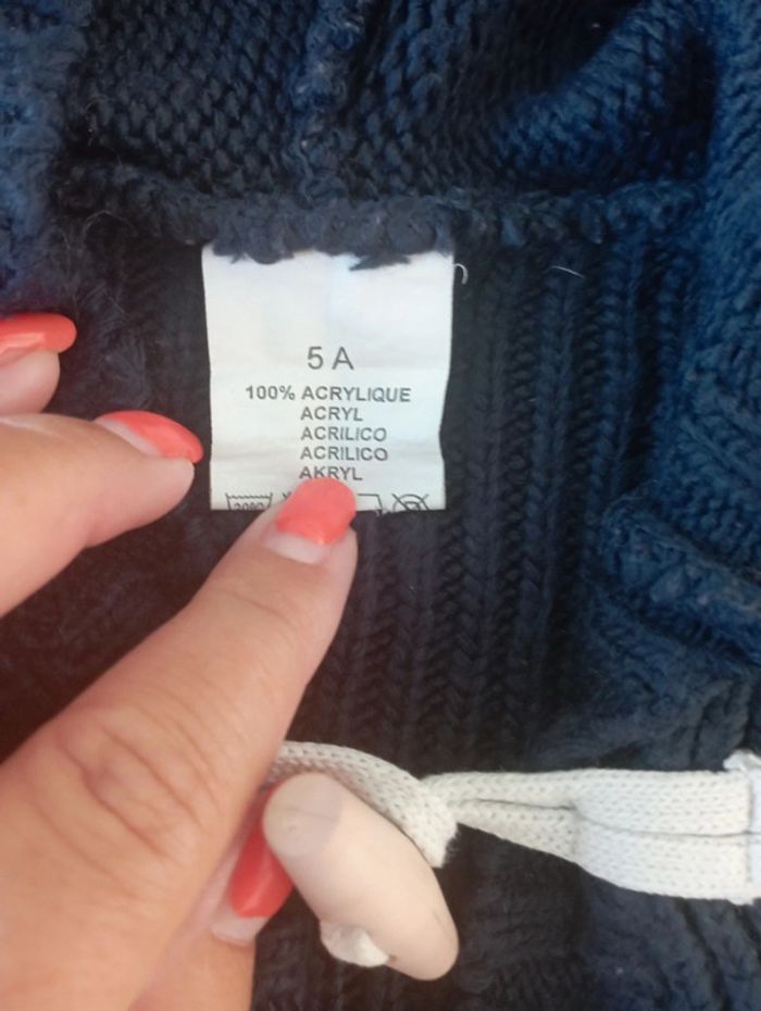 Gilet marine manches longues 5 ans 2€ - photo numéro 2