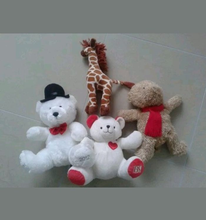 Lot de 4 peluche