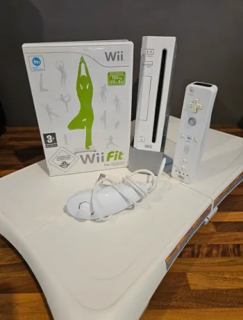 Nintendo Wii # Pack Wii fit #